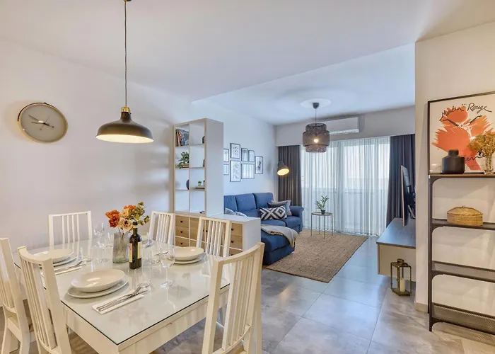 - Baby Gear, Office & Parking Apartament Gharghur