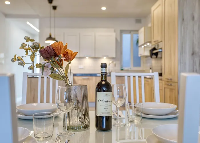 - Baby Gear, Office & Parking Apartament