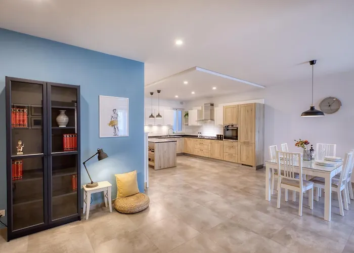 - Baby Gear, Office & Parking Daire